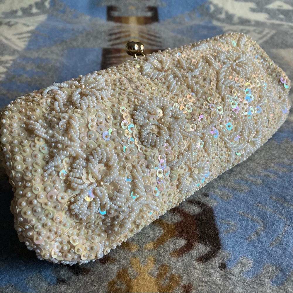 Vintage Handmade Pearl Micro-Beaded Sequined Clutch Evening Purse - Picture 2 of 9